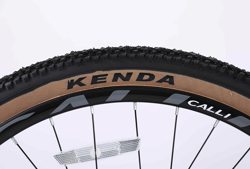 Xe Đạp Địa Hình CALLI 5900 - Khung Hợp Kim Nhôm - SHIMANO ALTUS M2010 1*9 21 Xe Đạp Địa Hình CALLI 5900 - Khung Hợp Kim Nhôm - SHIMANO ALTUS M2010 1*9, phù hợp cả nam và nữ, bảo hành khung sườn 5 năm, hỗ trợ vận chuyển toàn quốc